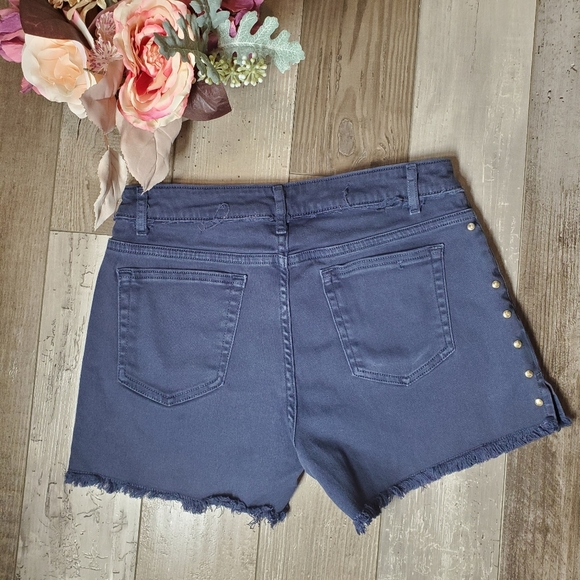 Michael Kors Studded Indigo Blue Raw Hem Women's Shorts Size 2 EUC - Picture 2 of 16